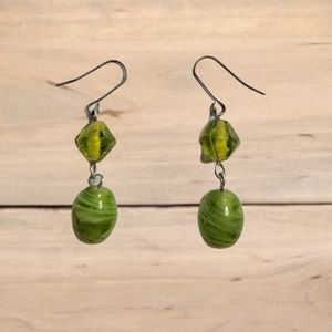 💚Free Bundle Add-On- Green Beaded Earrings- Bundle add-on- bundle add on only
